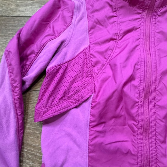Lululemon Kanto Catch Me Run Jacket Ultra Violet, Sz 6, Wind/Water Resistant - Picture 3 of 16